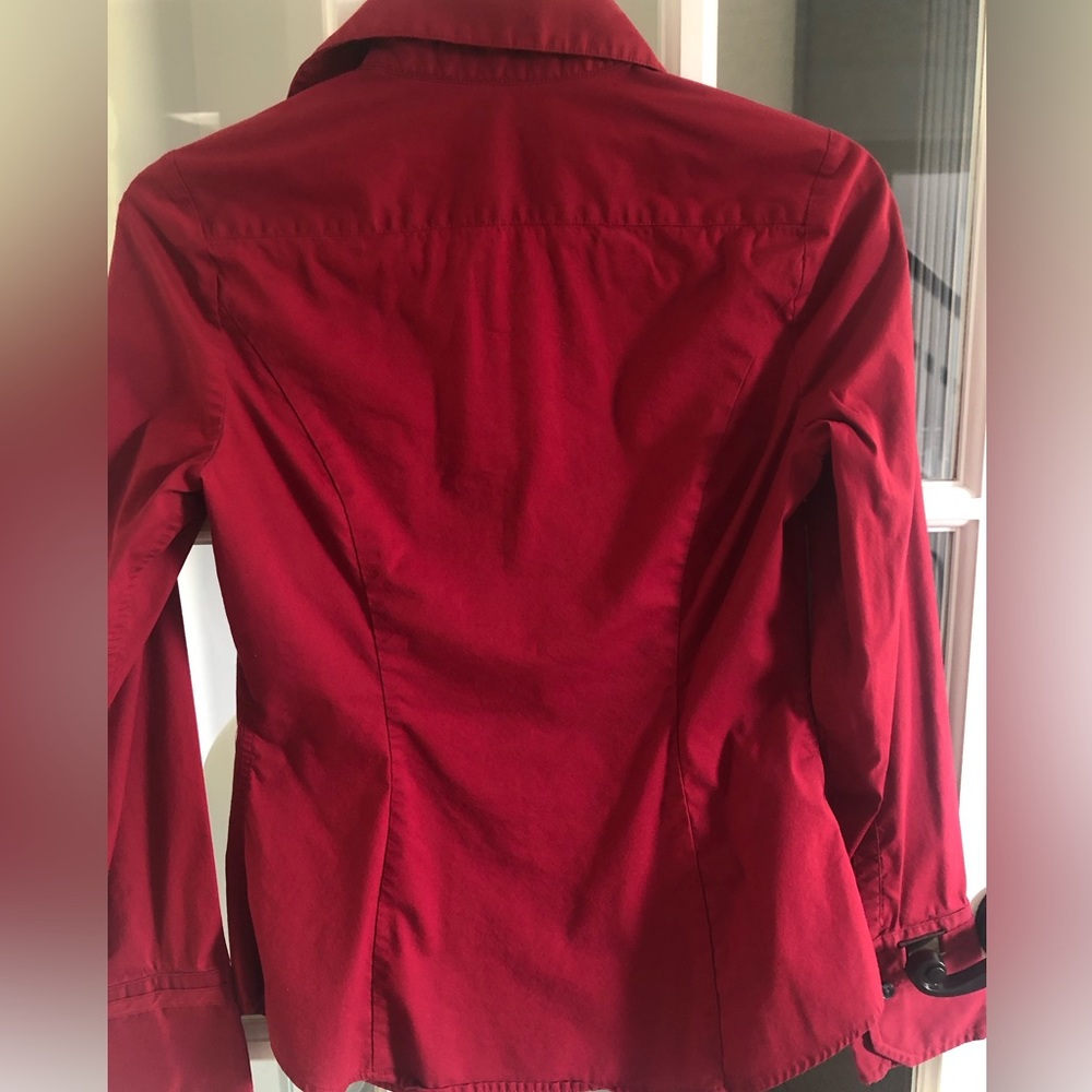 Red Express V-Neck Button Down - Picture 5 of 6